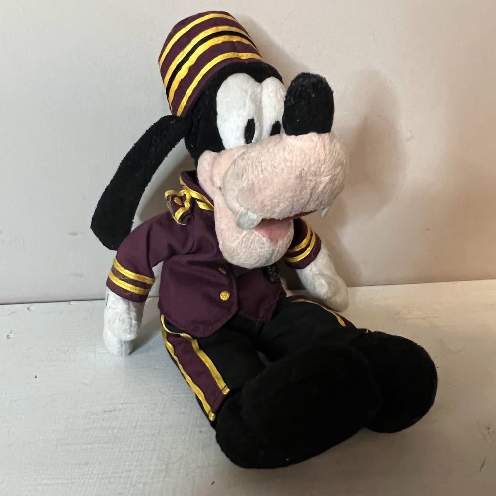 Vintage Goofy Plushy Tower of Terror Bell Hop Bean Bag Goofy Plush Walt Disney